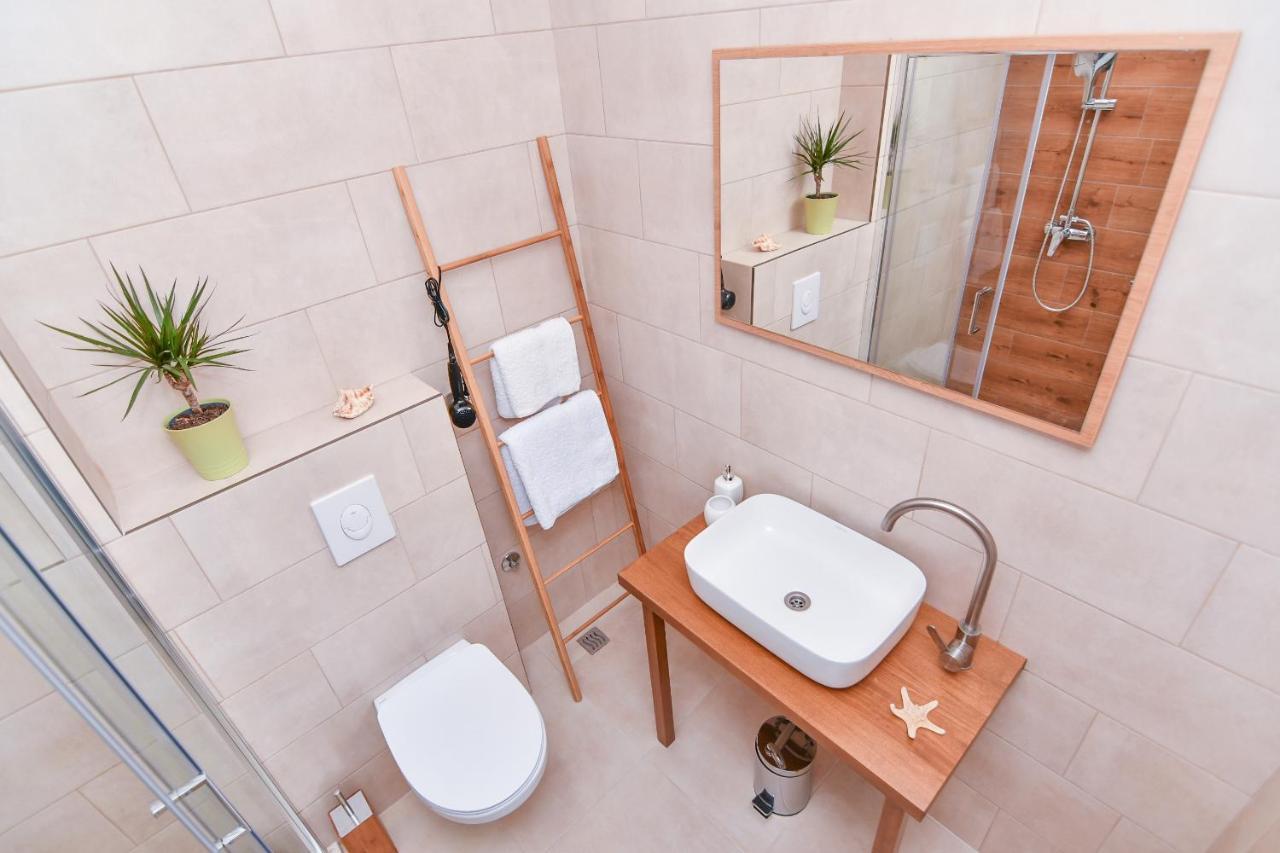 Apartmani Porat Igalo Ngoại thất bức ảnh