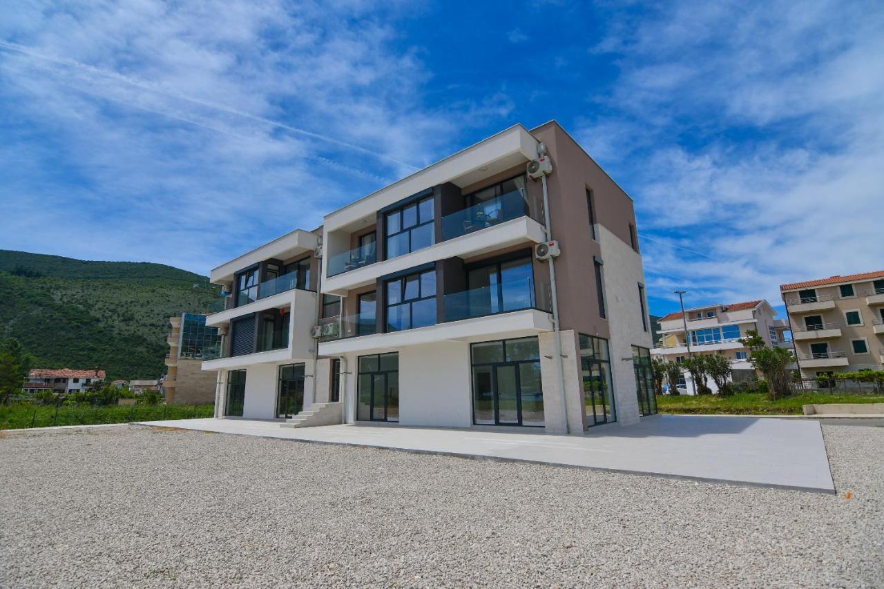 Apartmani Porat Igalo Ngoại thất bức ảnh